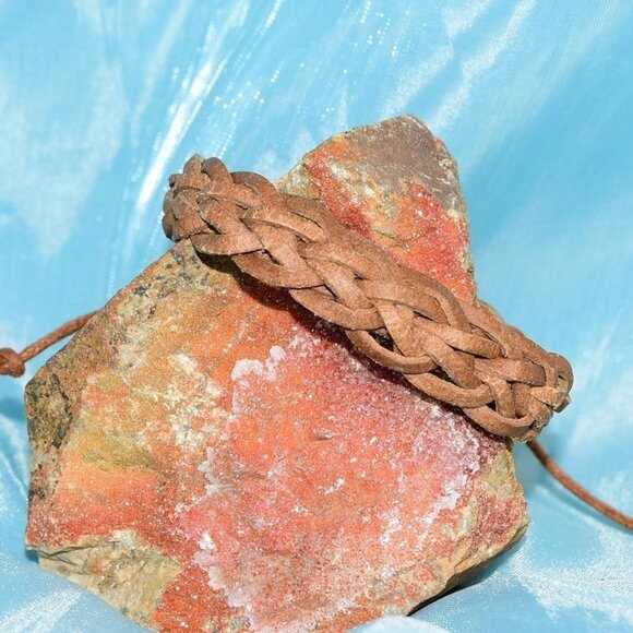 Celtic Braid Mens Weathered Sliding Tie Leather Bracelet Rustic Tan Gift Ready - Picture 1 of 8